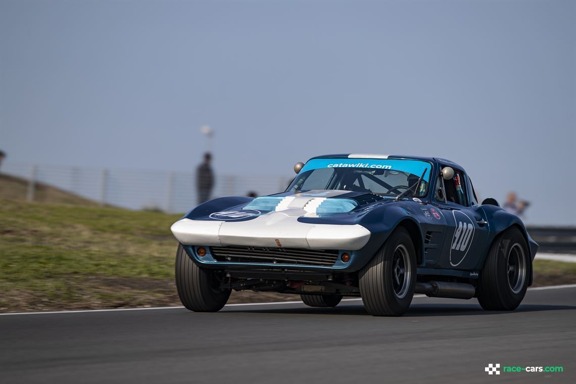 1965-chevrolet-corvette-grand-sport