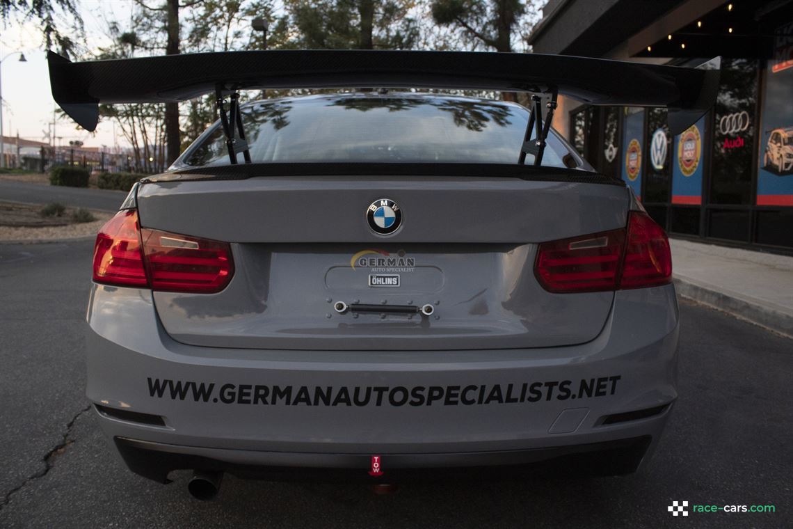 2013-bmw-328i-f30-imsa-race-car