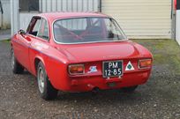 1967-alfa-romeo-gt-junior-in-gta-looks-with-2