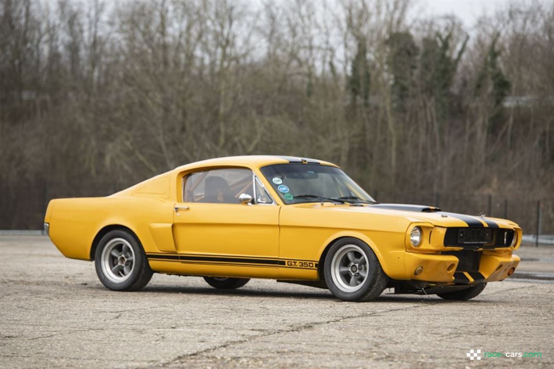 1965-ford-mustang-fastback-shelby