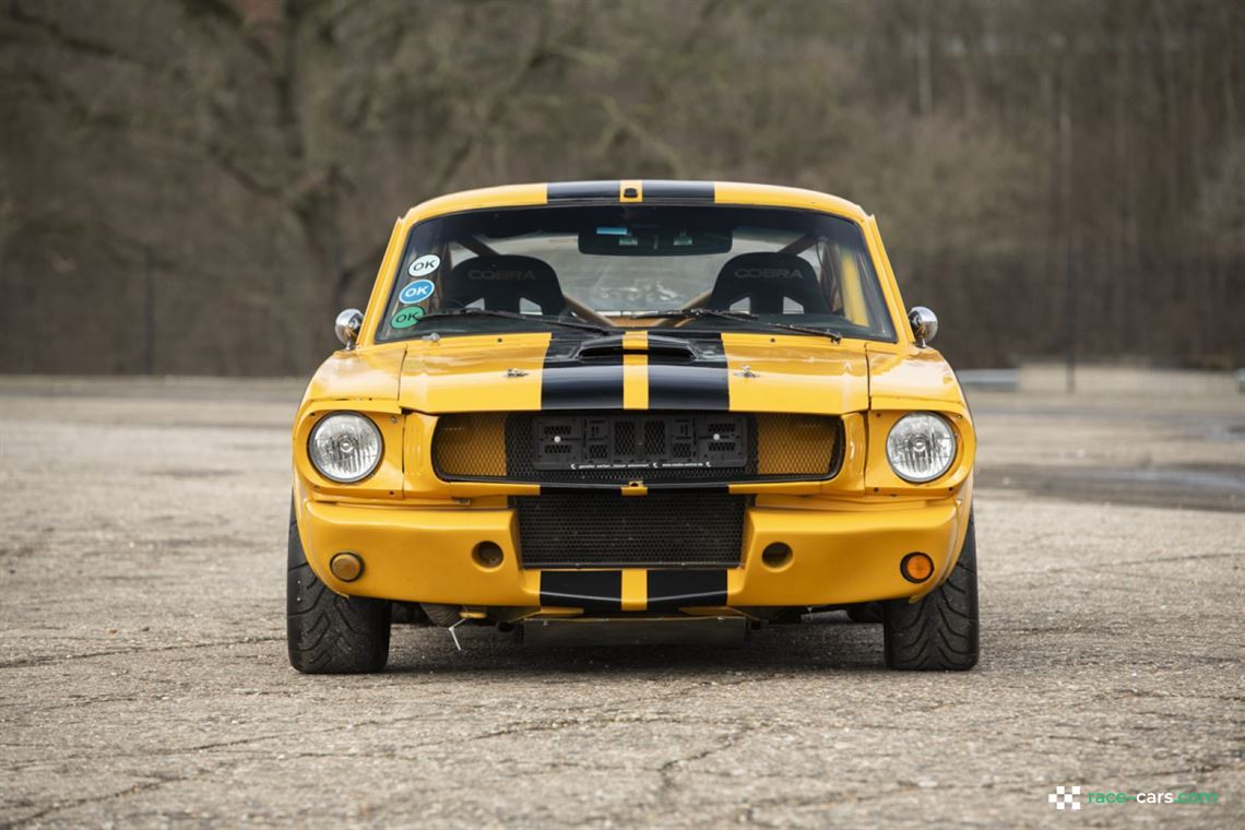 1965-ford-mustang-fastback-shelby