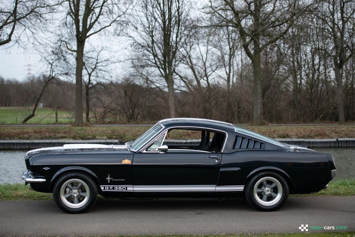 1964-ford-mustang-shelby