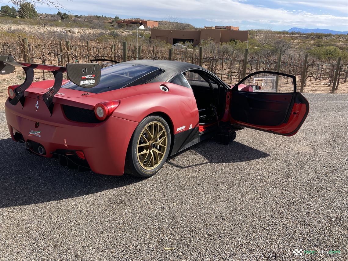 2014-ferrari-458-challenge-evoluzione